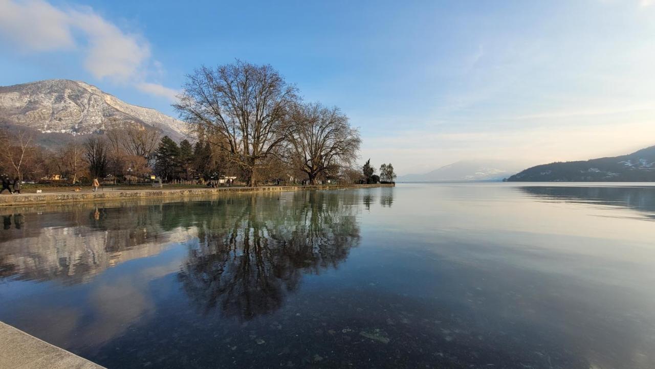 Annecy Lake Central מראה חיצוני תמונה