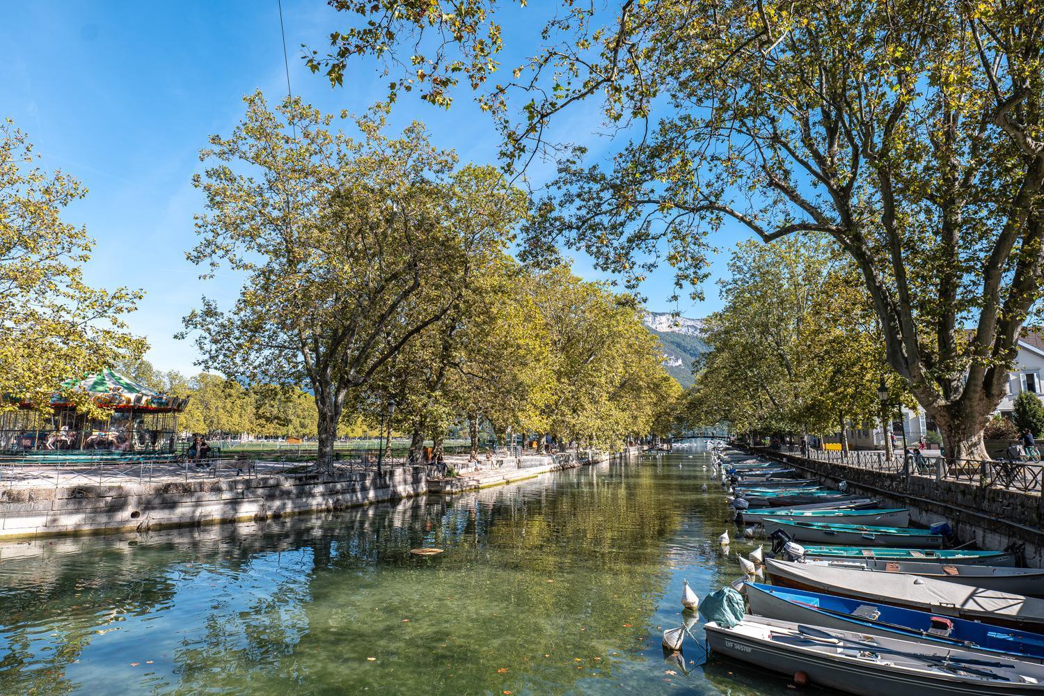 Annecy Lake Central מראה חיצוני תמונה
